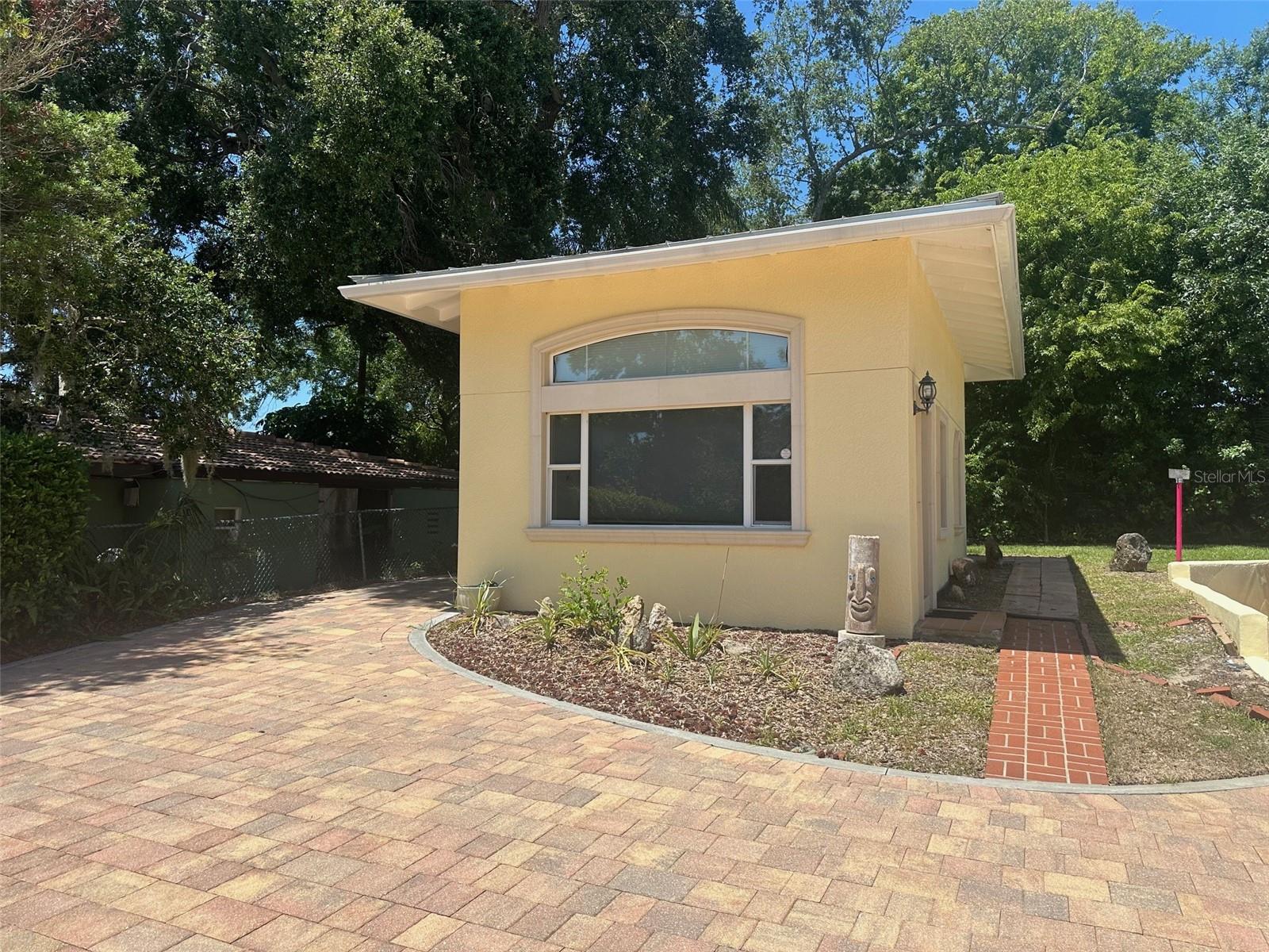 1613 N INDIAN RIVER DR, COCOA, FL, 32922