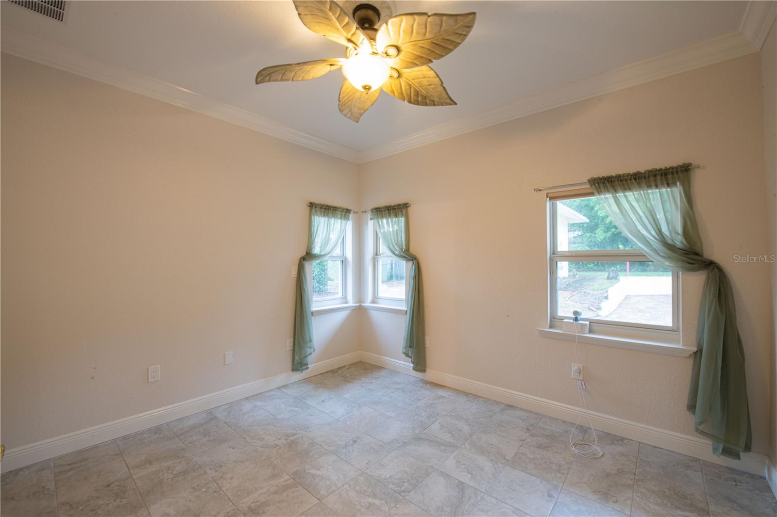 1613 N INDIAN RIVER DR, COCOA, FL, 32922
