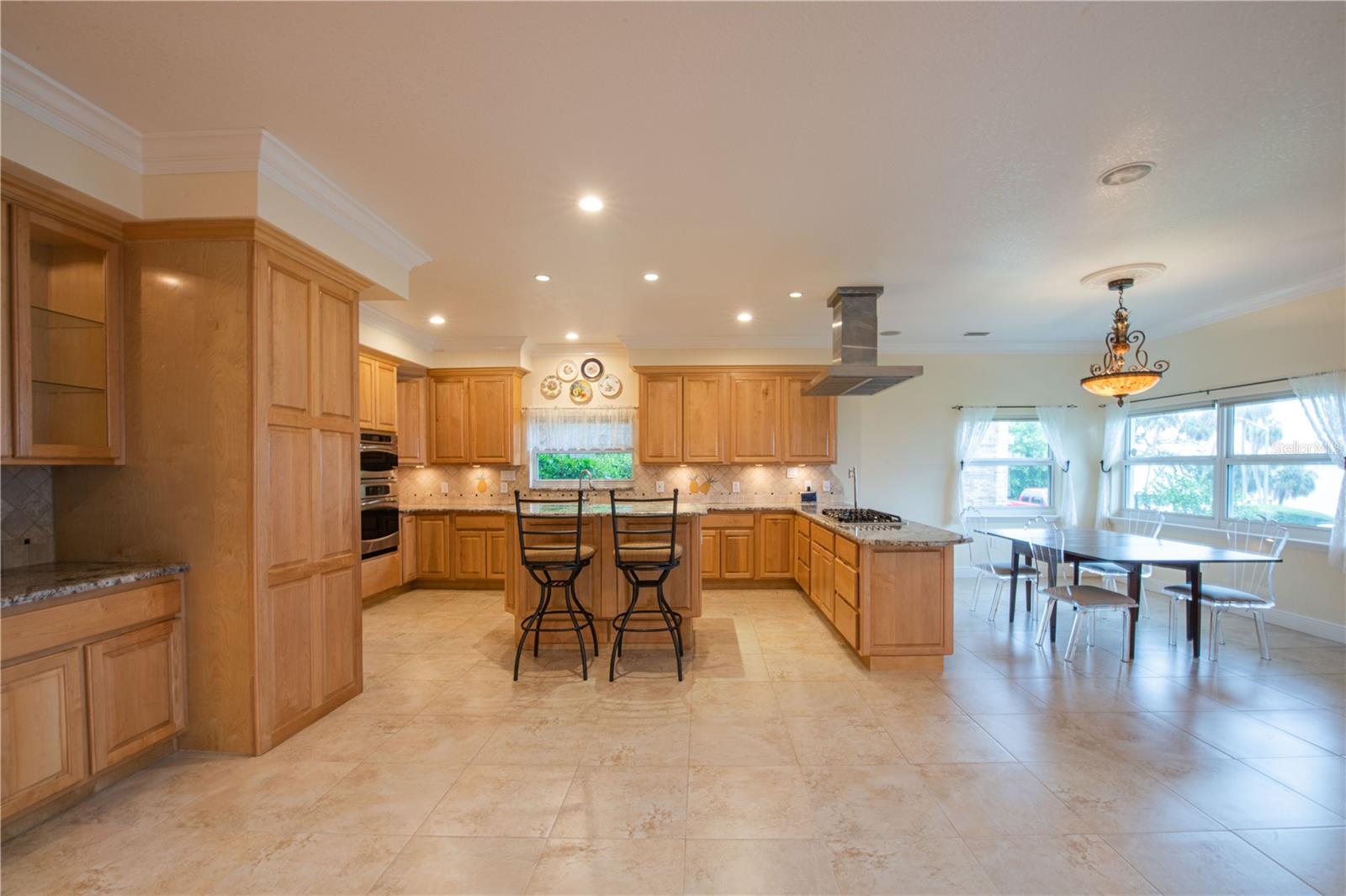 1613 N INDIAN RIVER DR, COCOA, FL, 32922