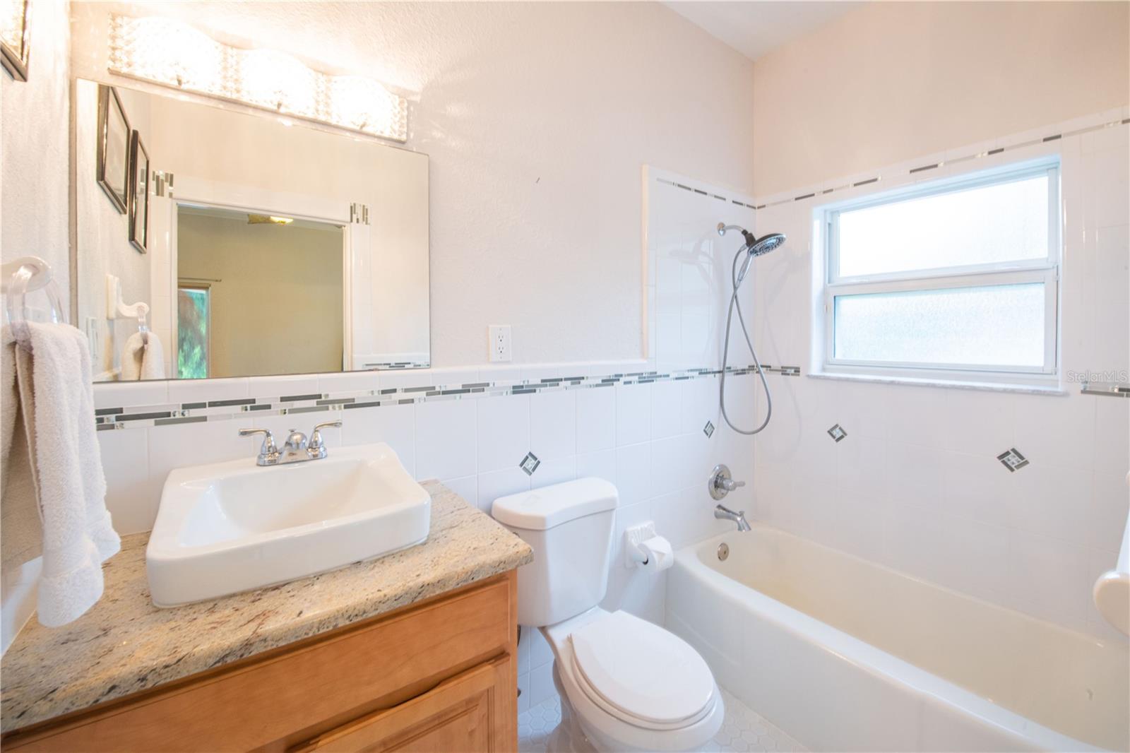 1613 N INDIAN RIVER DR, COCOA, FL, 32922