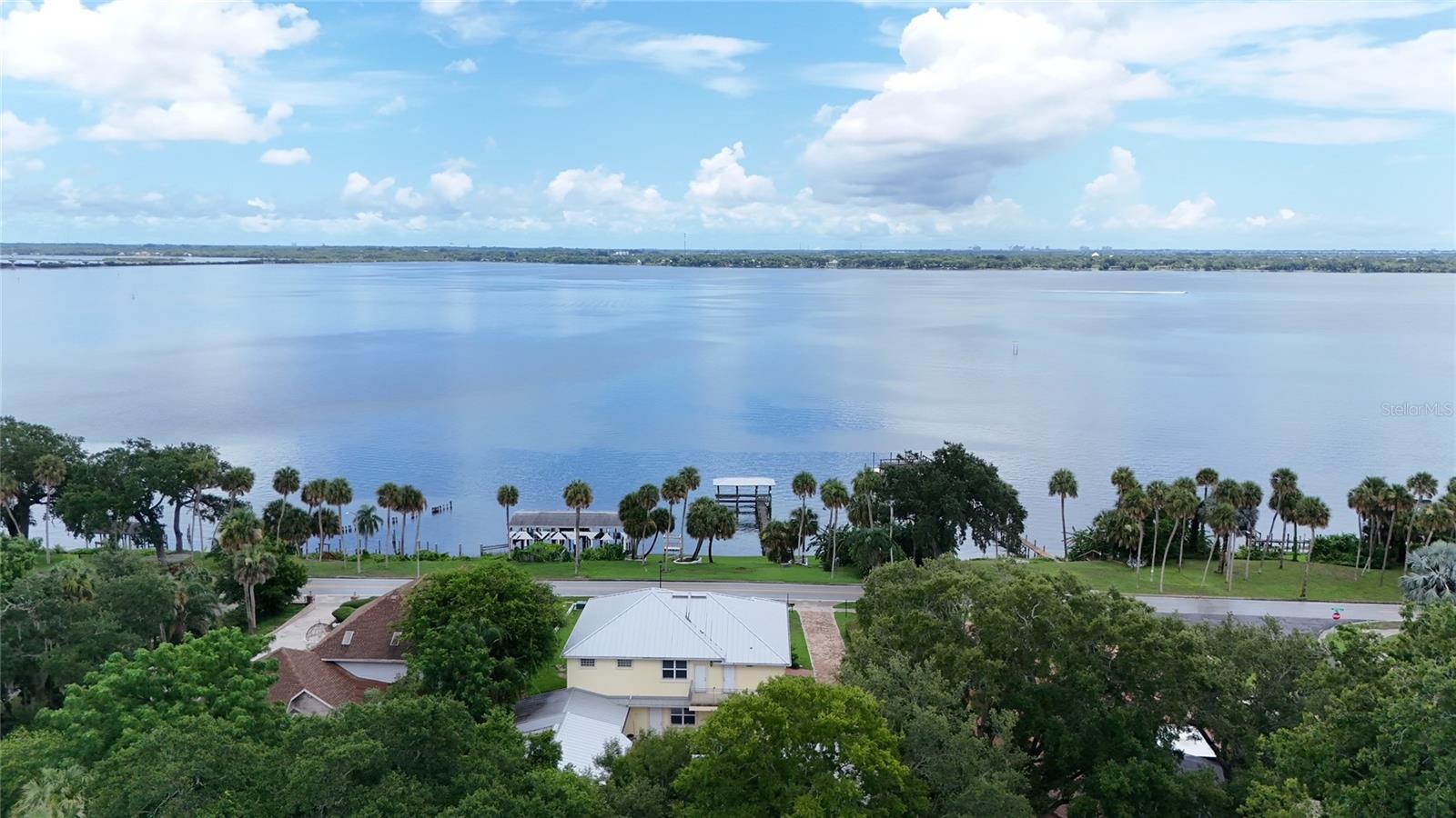 1613 N INDIAN RIVER DR, COCOA, FL, 32922