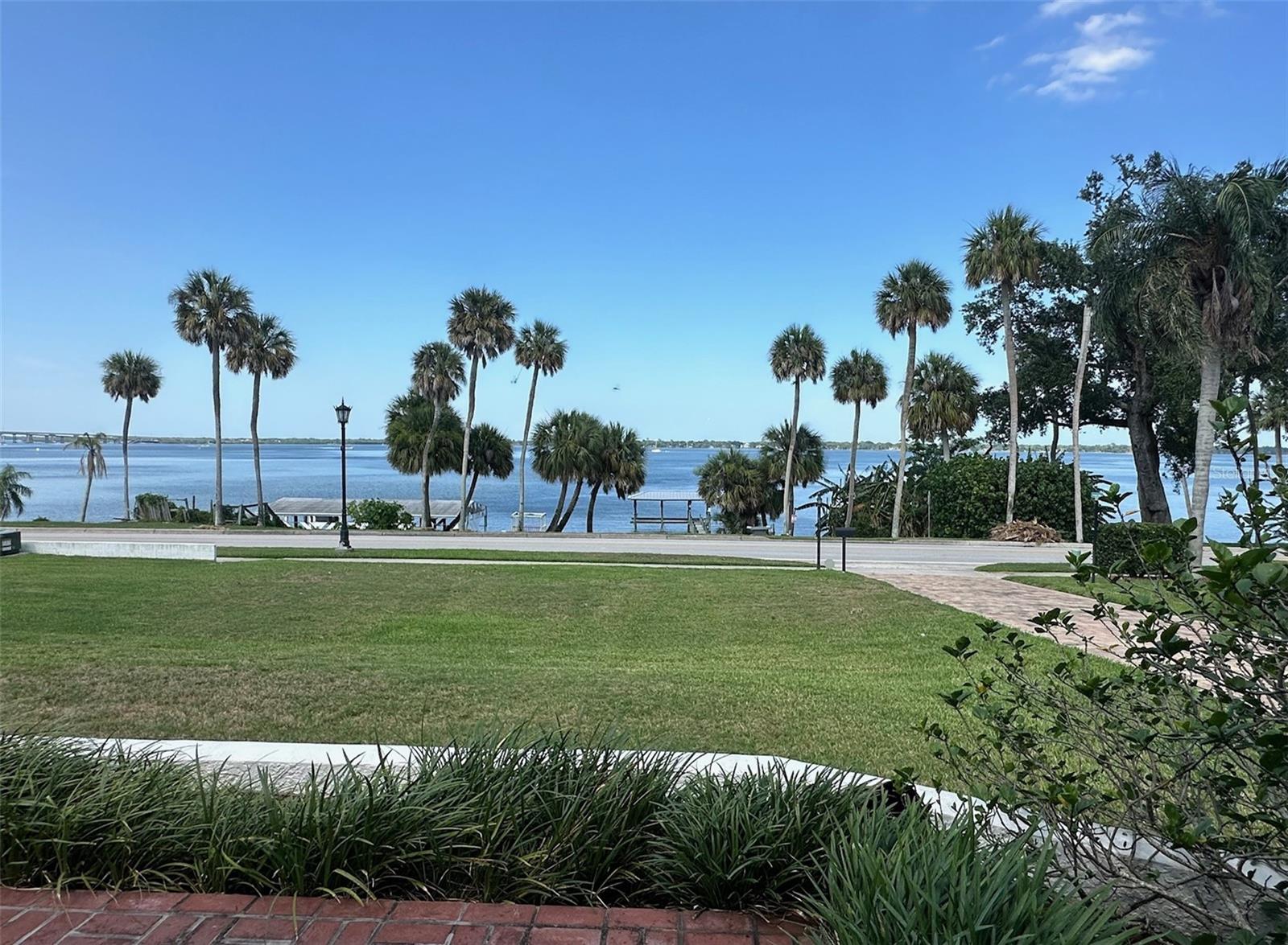 1613 N INDIAN RIVER DR, COCOA, FL, 32922