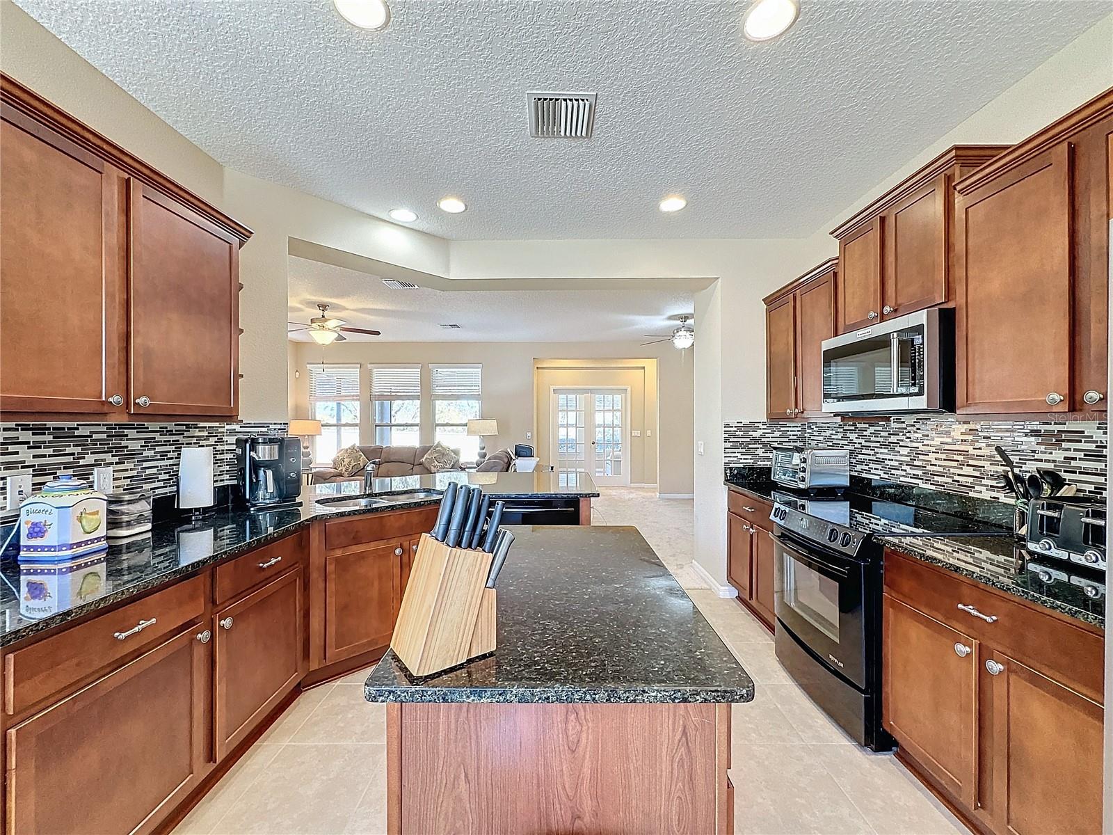 409 SILVER MAPLE RD, GROVELAND, FL, 34736