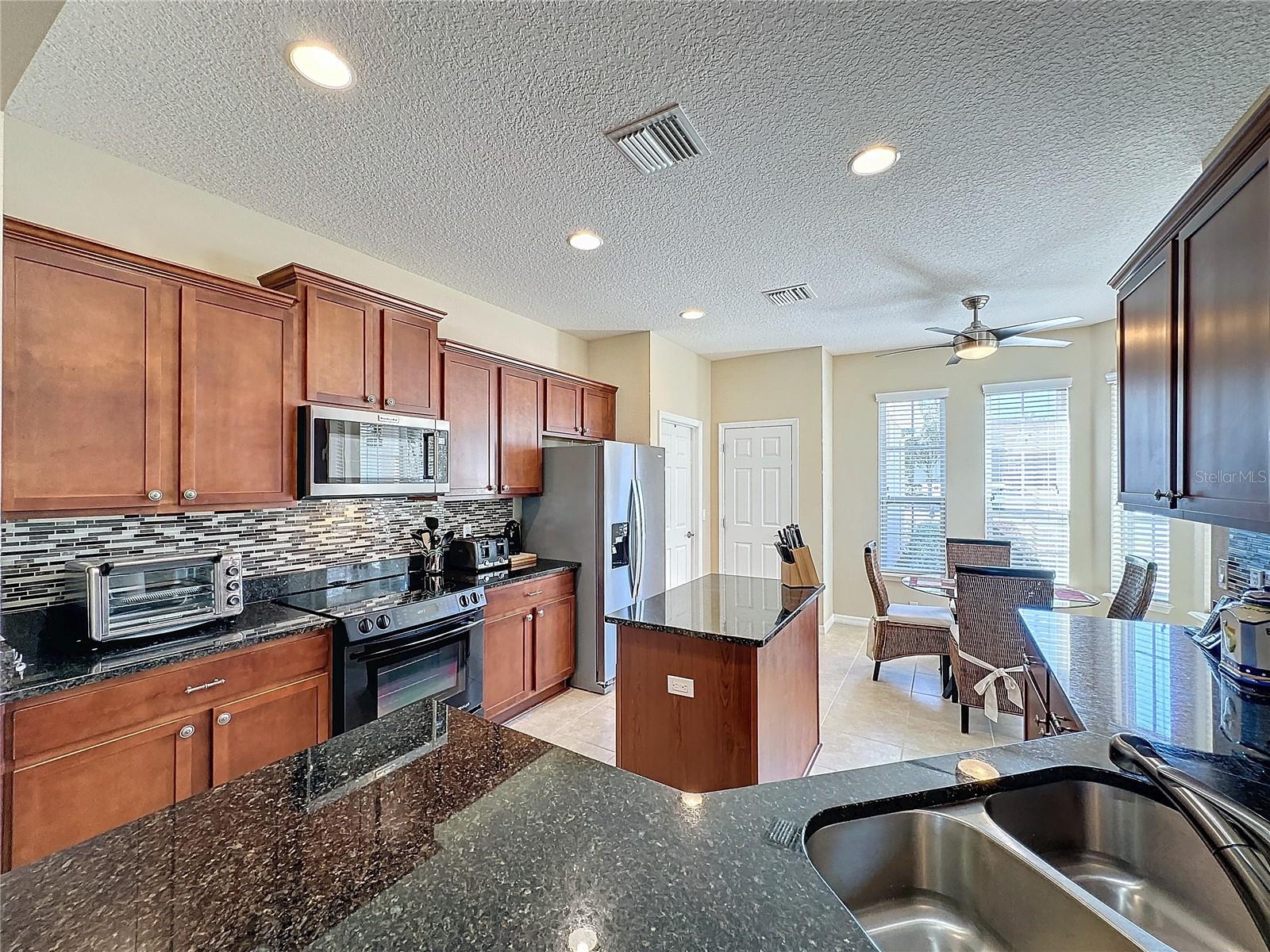 409 SILVER MAPLE RD, GROVELAND, FL, 34736