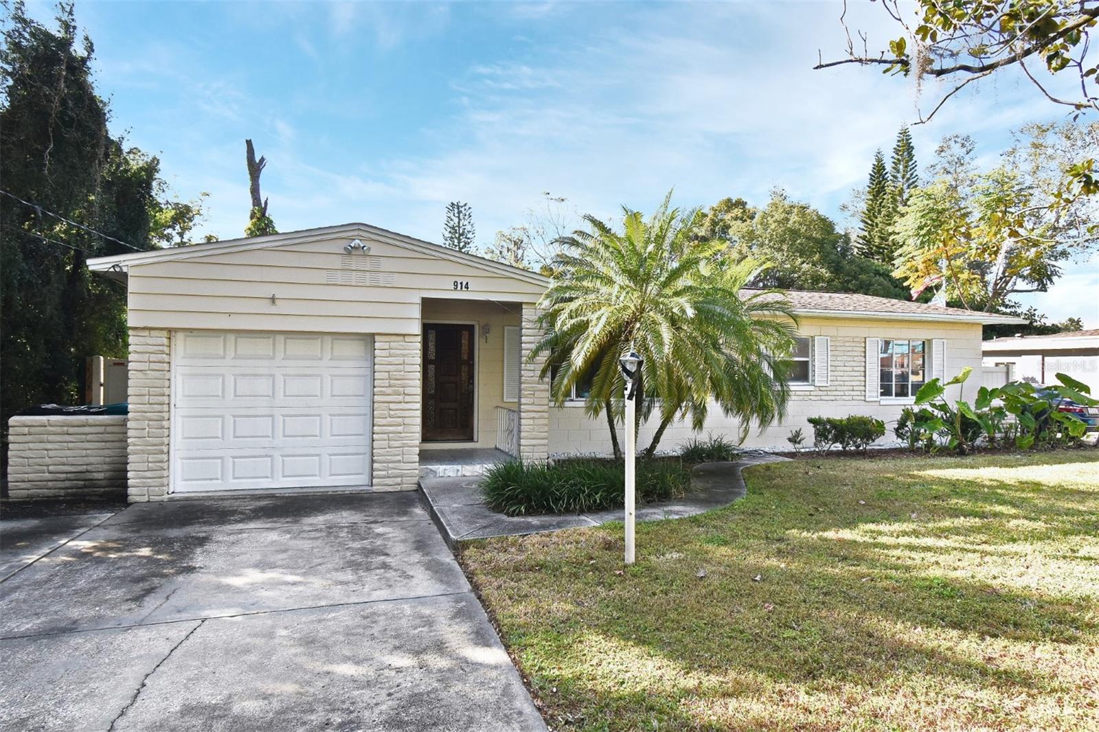 914 N THORNTON AVE, ORLANDO, FL, 32803