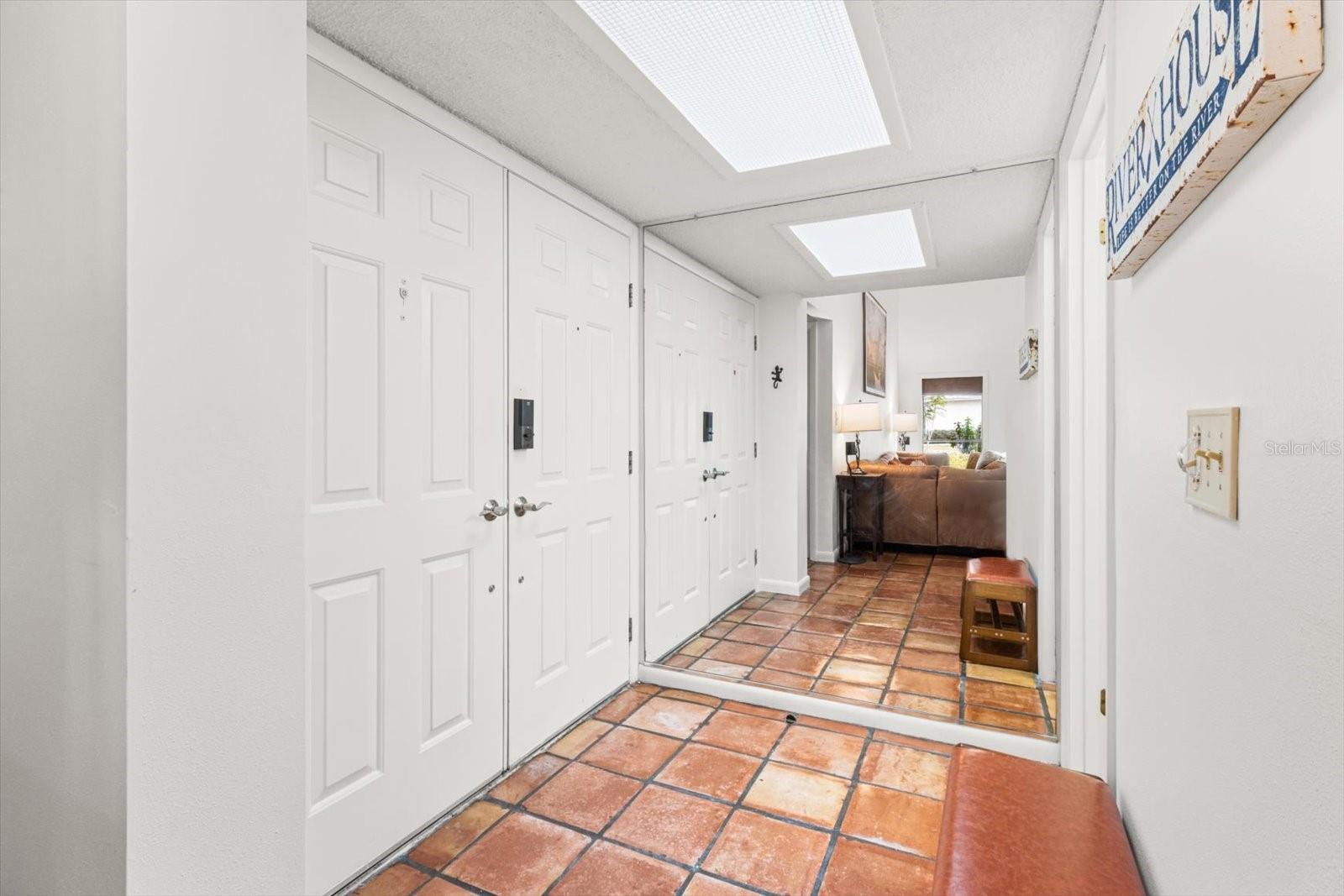 11568 W CLUBVIEW DR, HOMOSASSA, FL, 34448