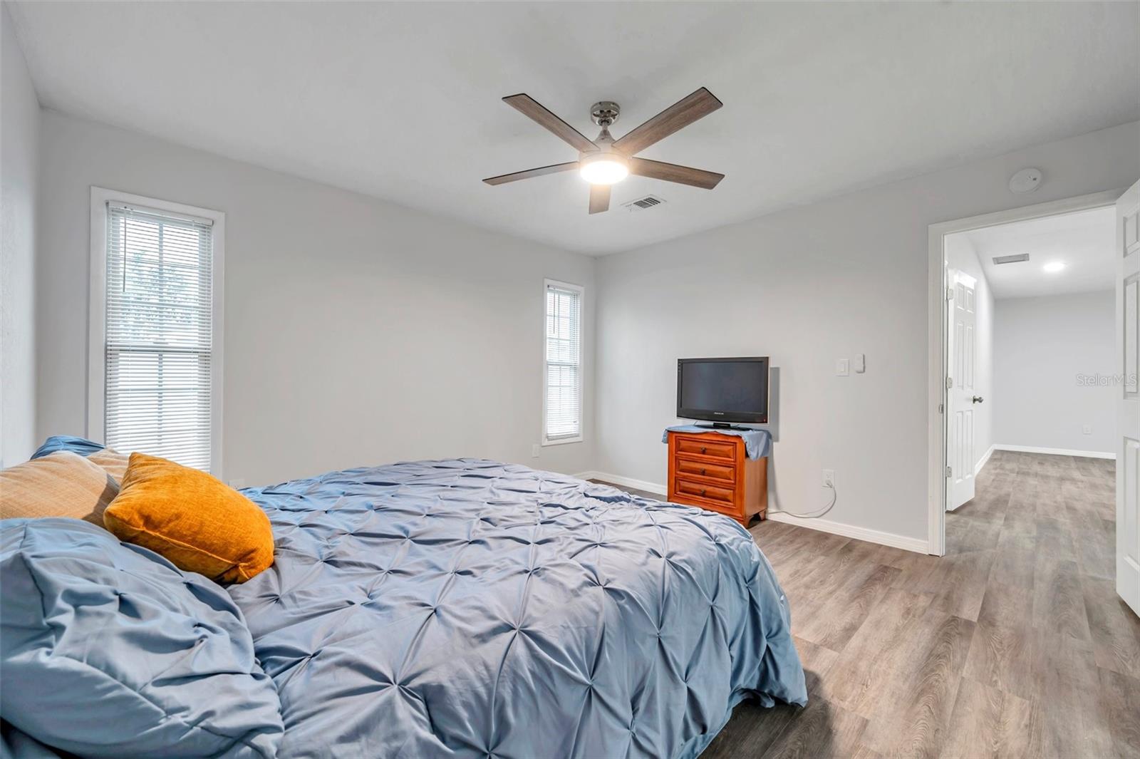 9100 52ND WAY N, PINELLAS PARK, FL, 33782