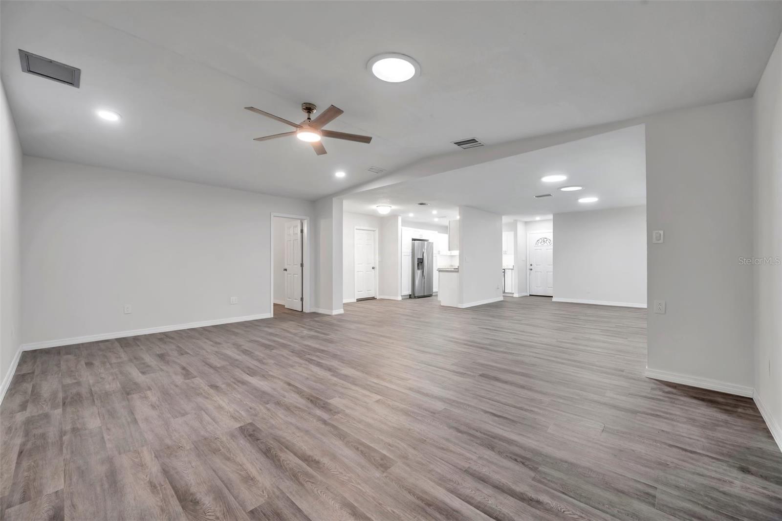 9100 52ND WAY N, PINELLAS PARK, FL, 33782
