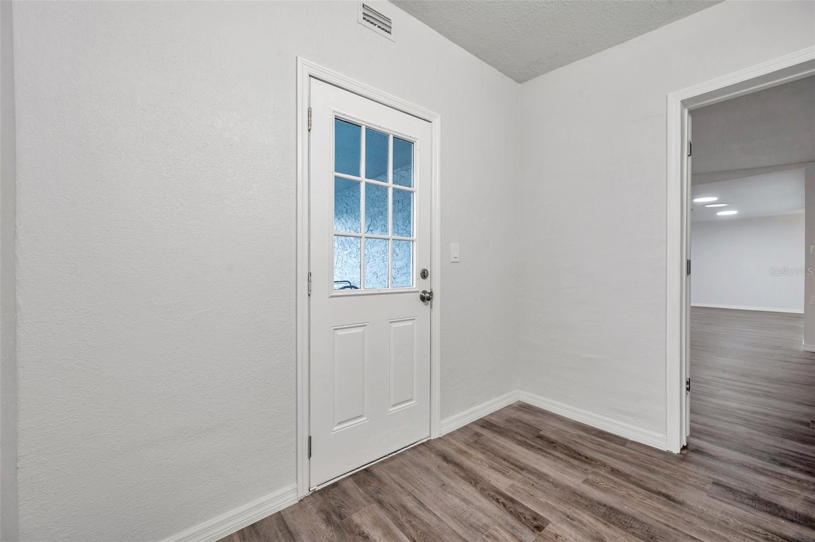 9100 52ND WAY N, PINELLAS PARK, FL, 33782