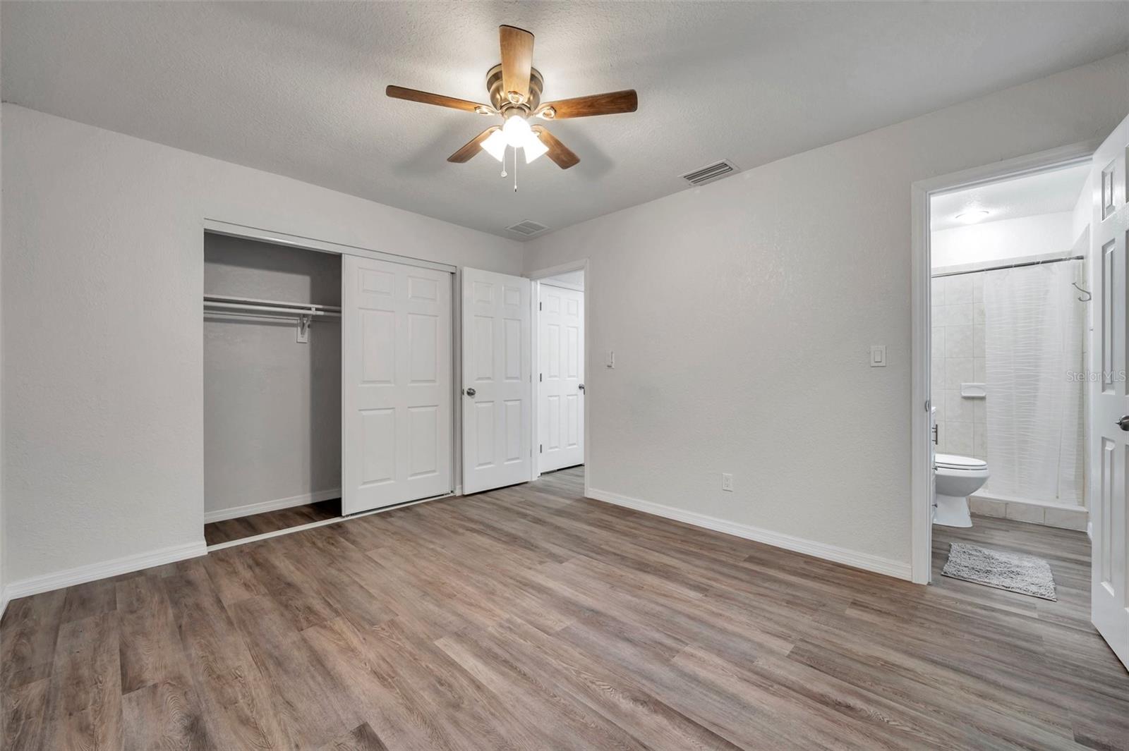 9100 52ND WAY N, PINELLAS PARK, FL, 33782