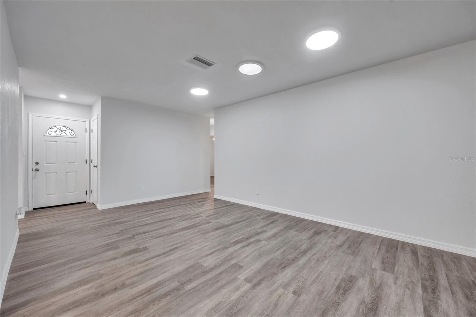 9100 52ND WAY N, PINELLAS PARK, FL, 33782