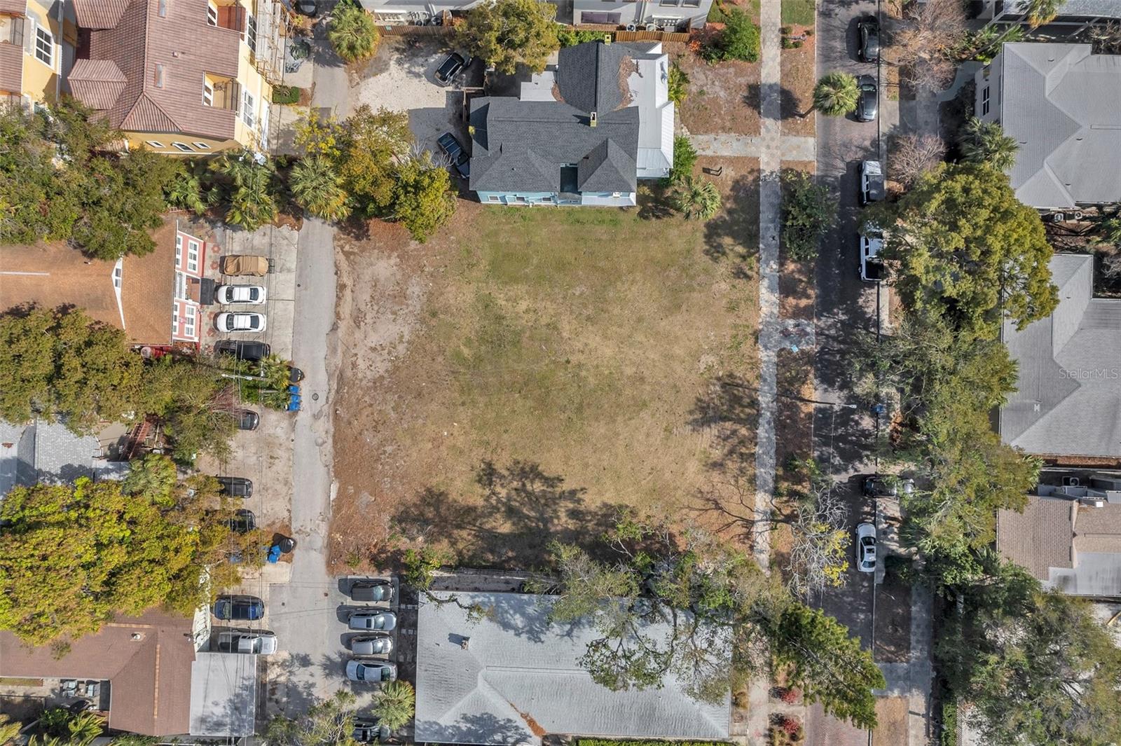 235 6TH AVE N, ST PETERSBURG, FL, 33701