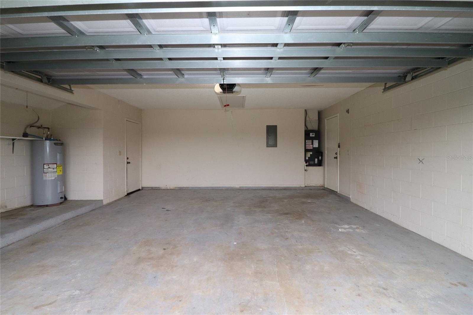 528 TRADEWINDS DR, DELTONA, FL, 32738