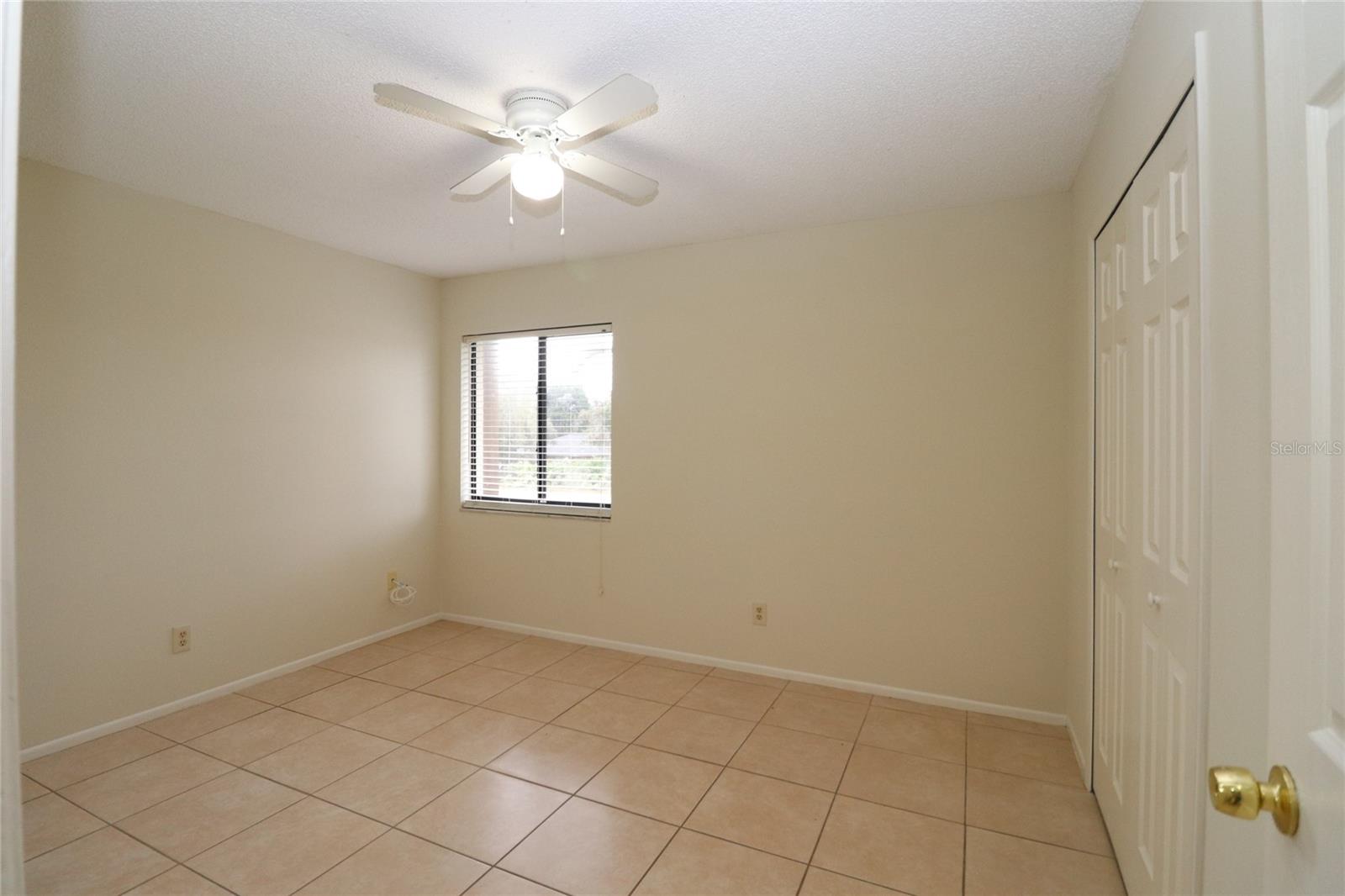 528 TRADEWINDS DR, DELTONA, FL, 32738