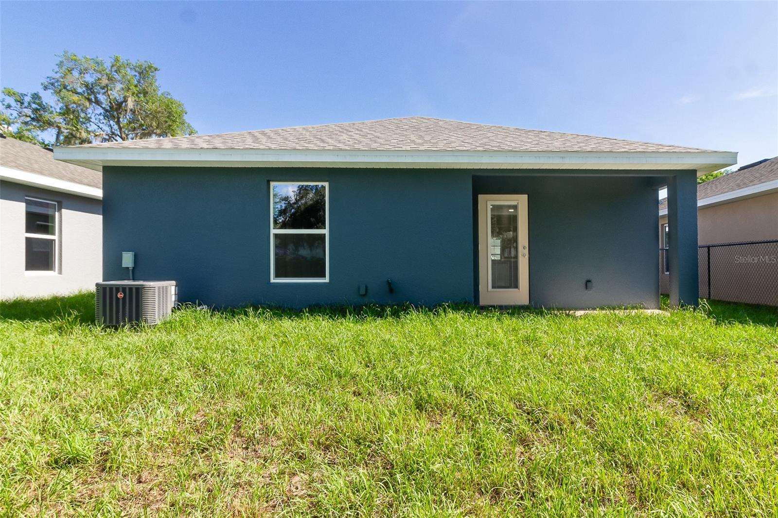 827 E CLIFFORD AVE, EUSTIS, FL, 32726
