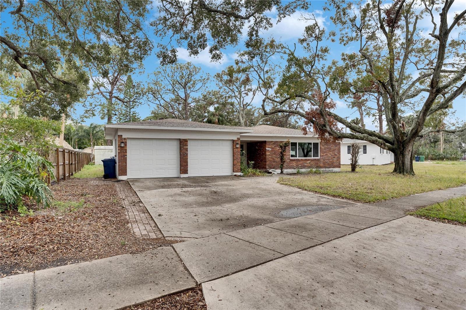 4646 W LONGFELLOW AVE, TAMPA, FL, 33629