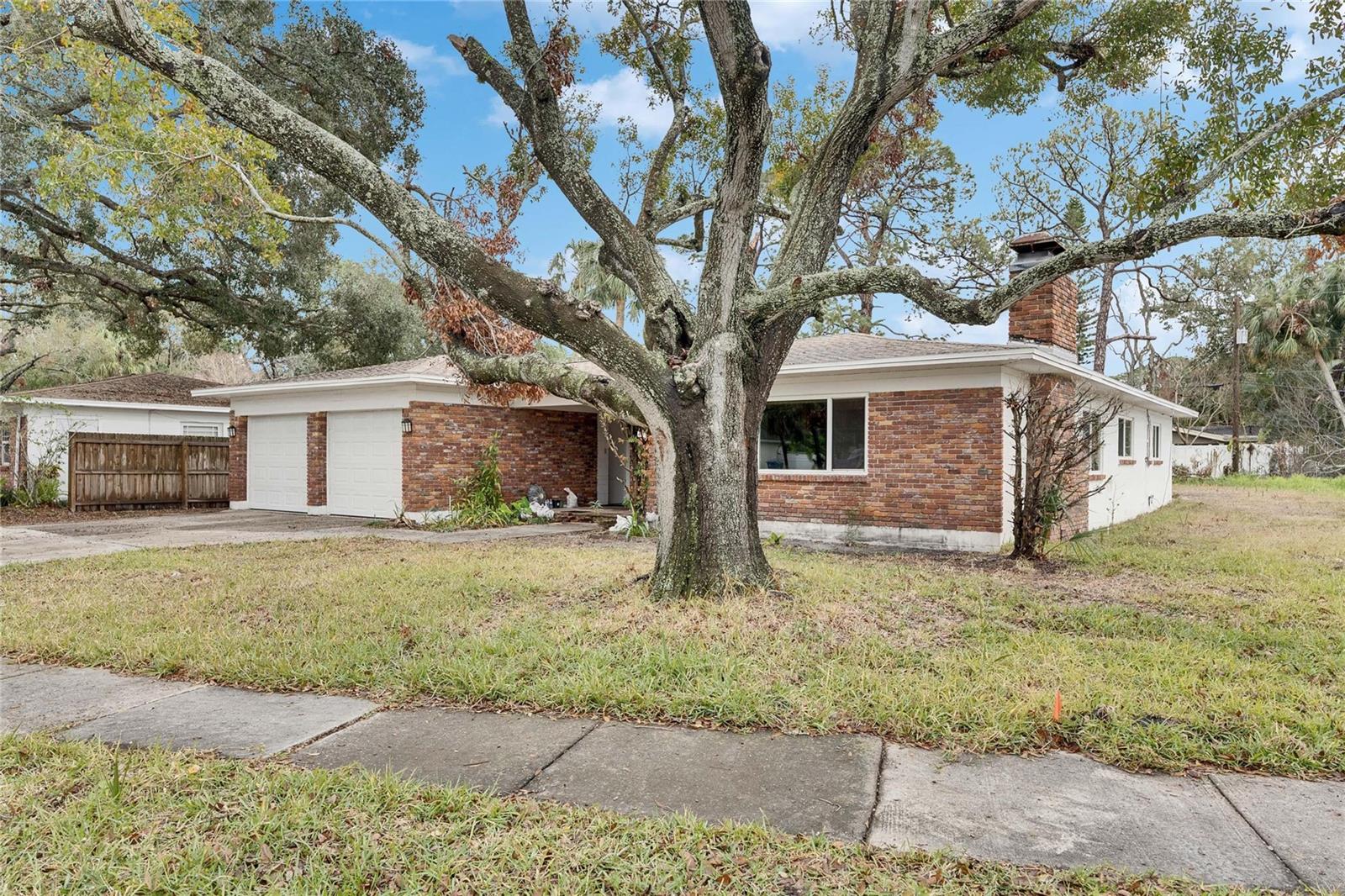 4646 W LONGFELLOW AVE, TAMPA, FL, 33629