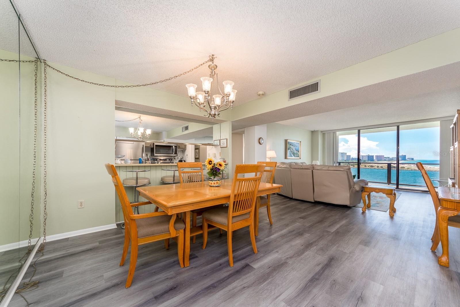 450 S GULFVIEW BLVD #807, CLEARWATER BEACH, FL, 33767