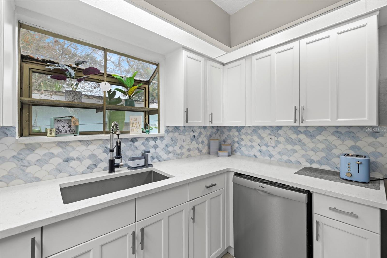 1030 CHARLES ST, CLEARWATER, FL, 33755