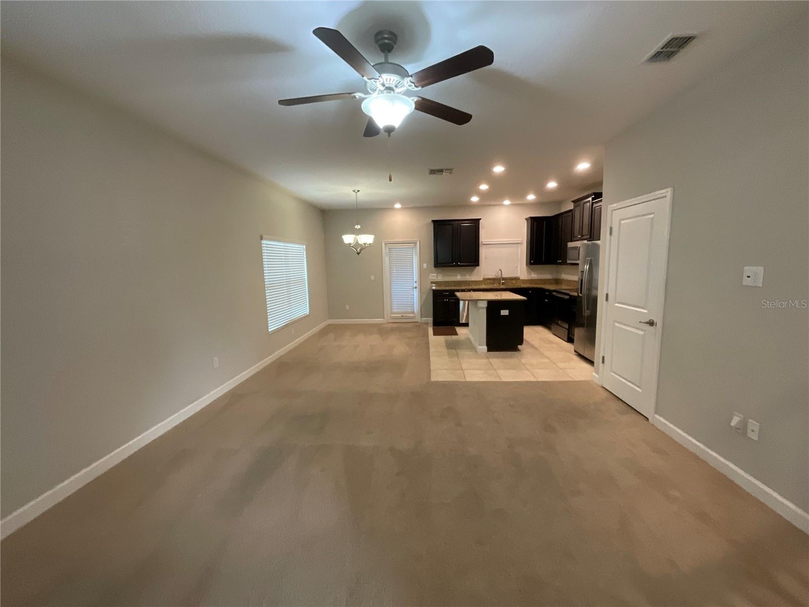 28489 TRANQUIL LAKE CIR, WESLEY CHAPEL, FL, 33543