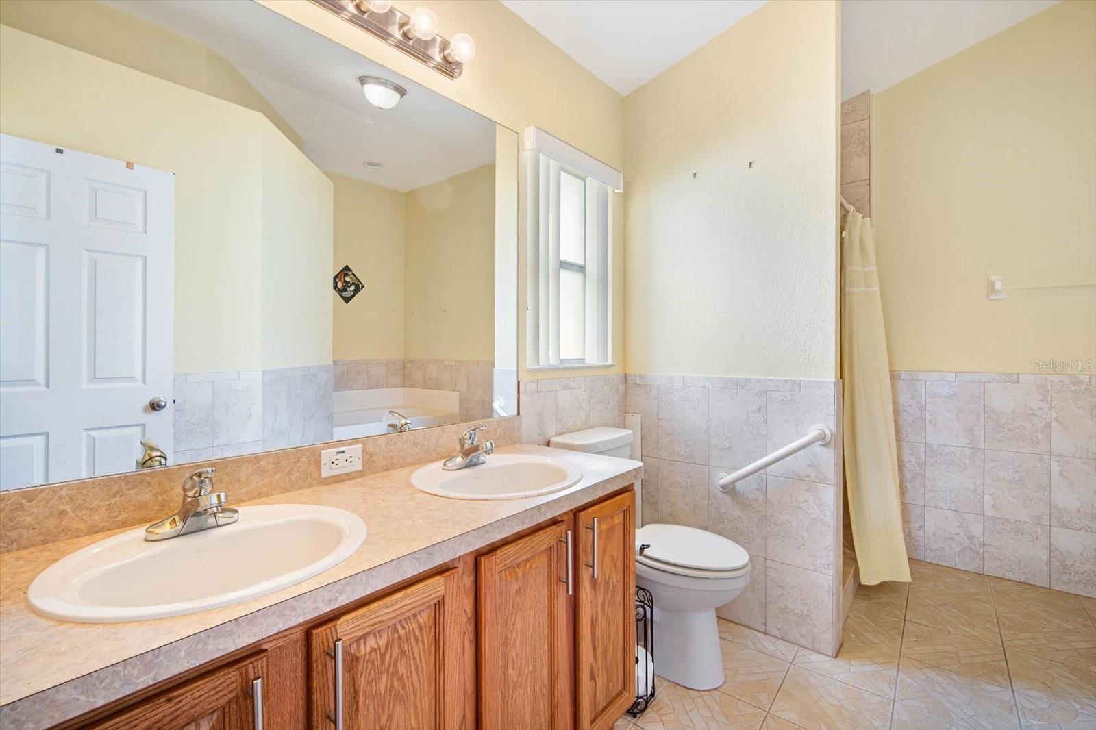 9551 JAYBIRD LN, LAND O LAKES, FL, 34638