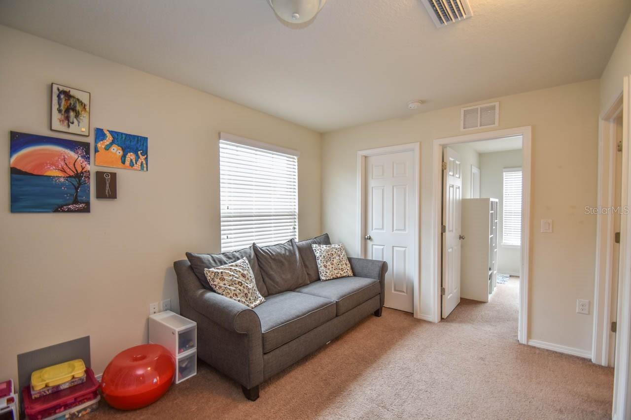 4762 WHITE SANDERLING CT, TAMPA, FL, 33619