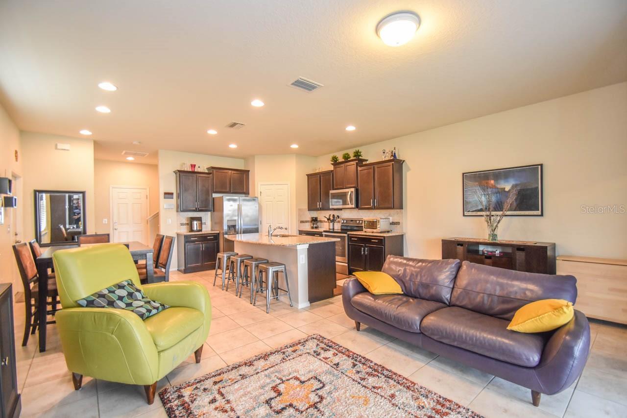 4762 WHITE SANDERLING CT, TAMPA, FL, 33619