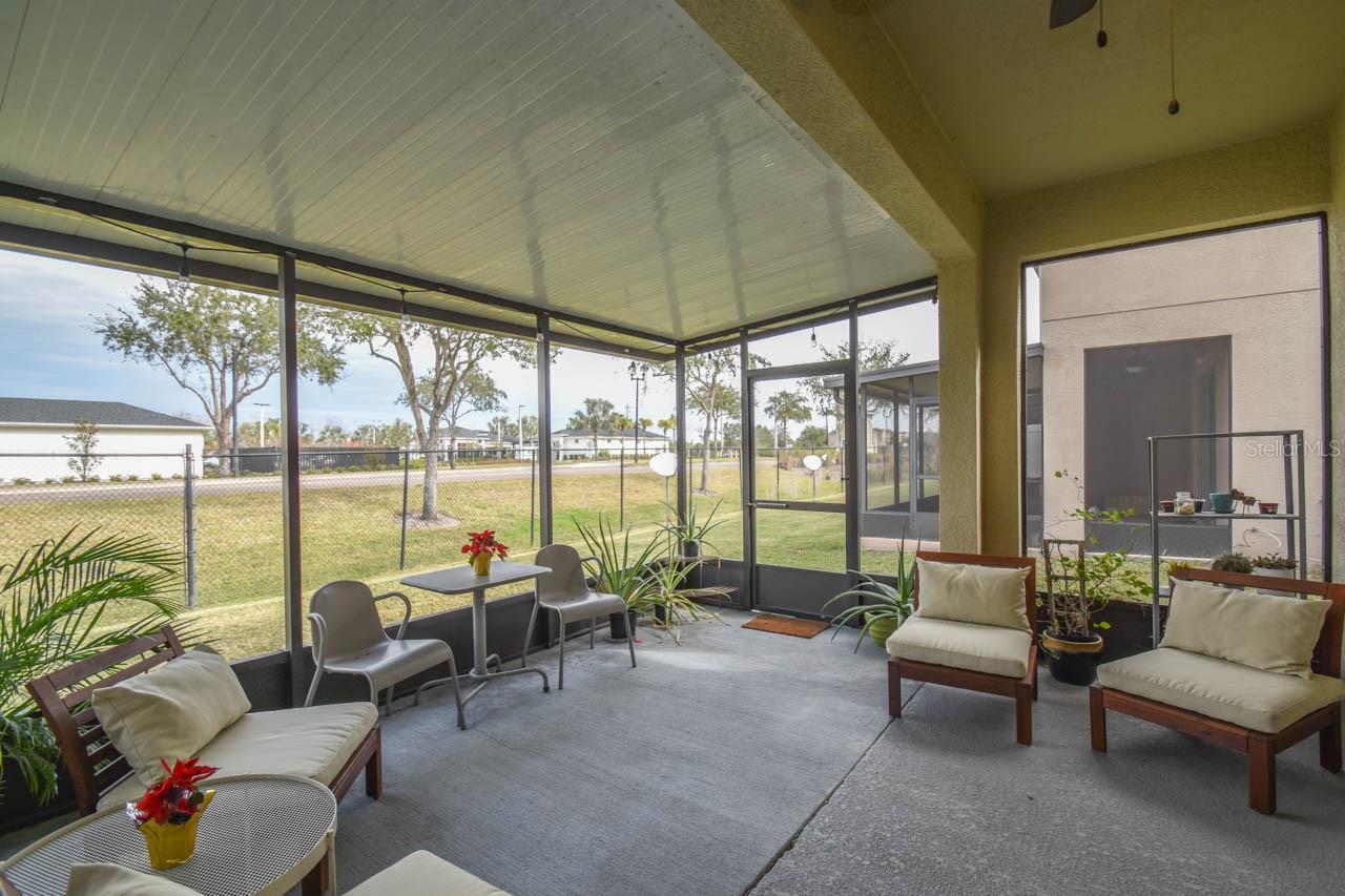 4762 WHITE SANDERLING CT, TAMPA, FL, 33619