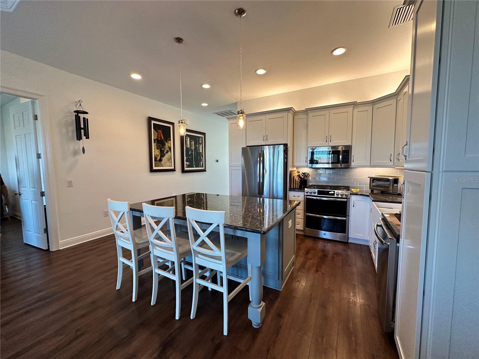 593 MEANDERING WAY, POLK CITY, FL, 33868