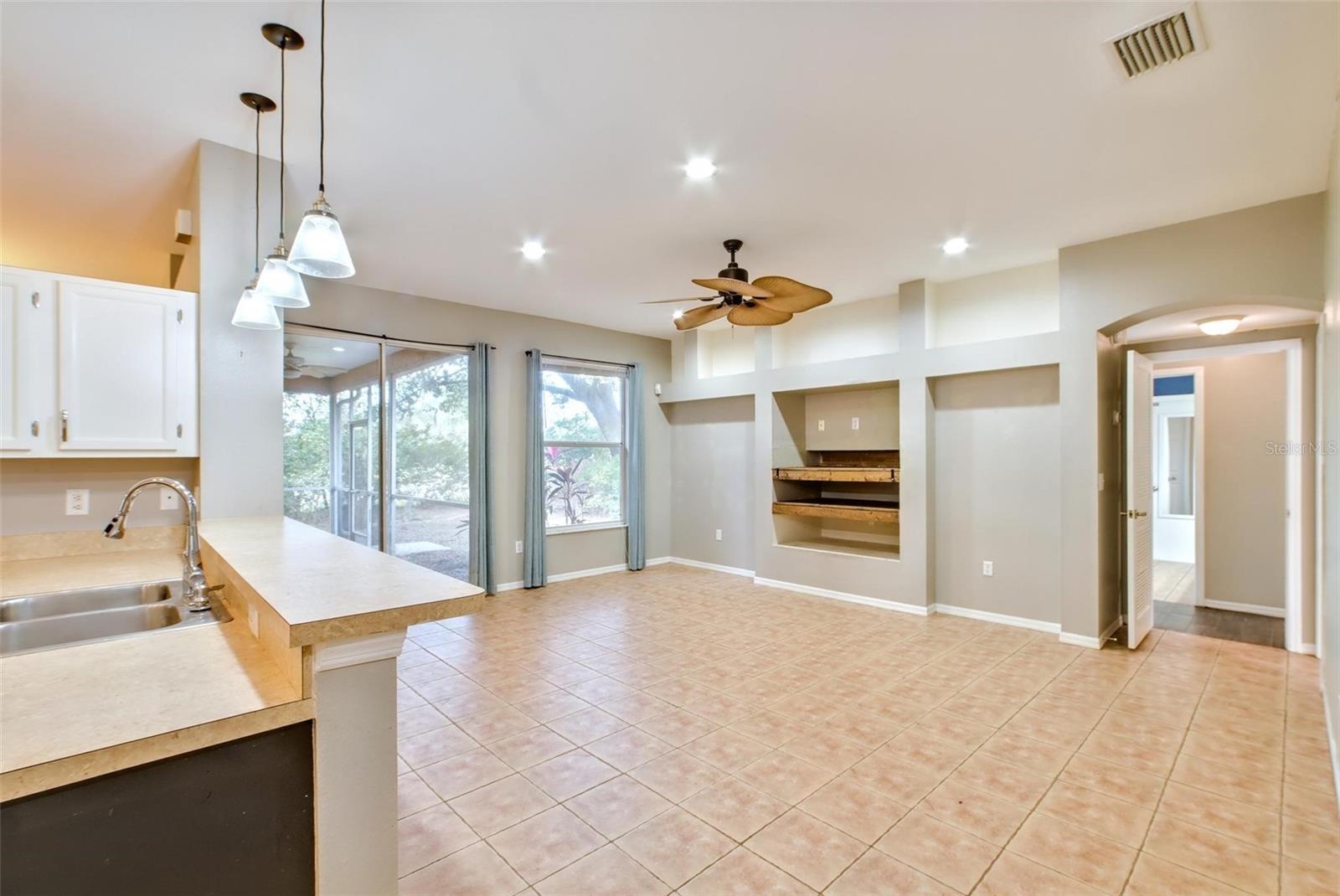 4020 CONCORD WAY, PLANT CITY, FL, 33566