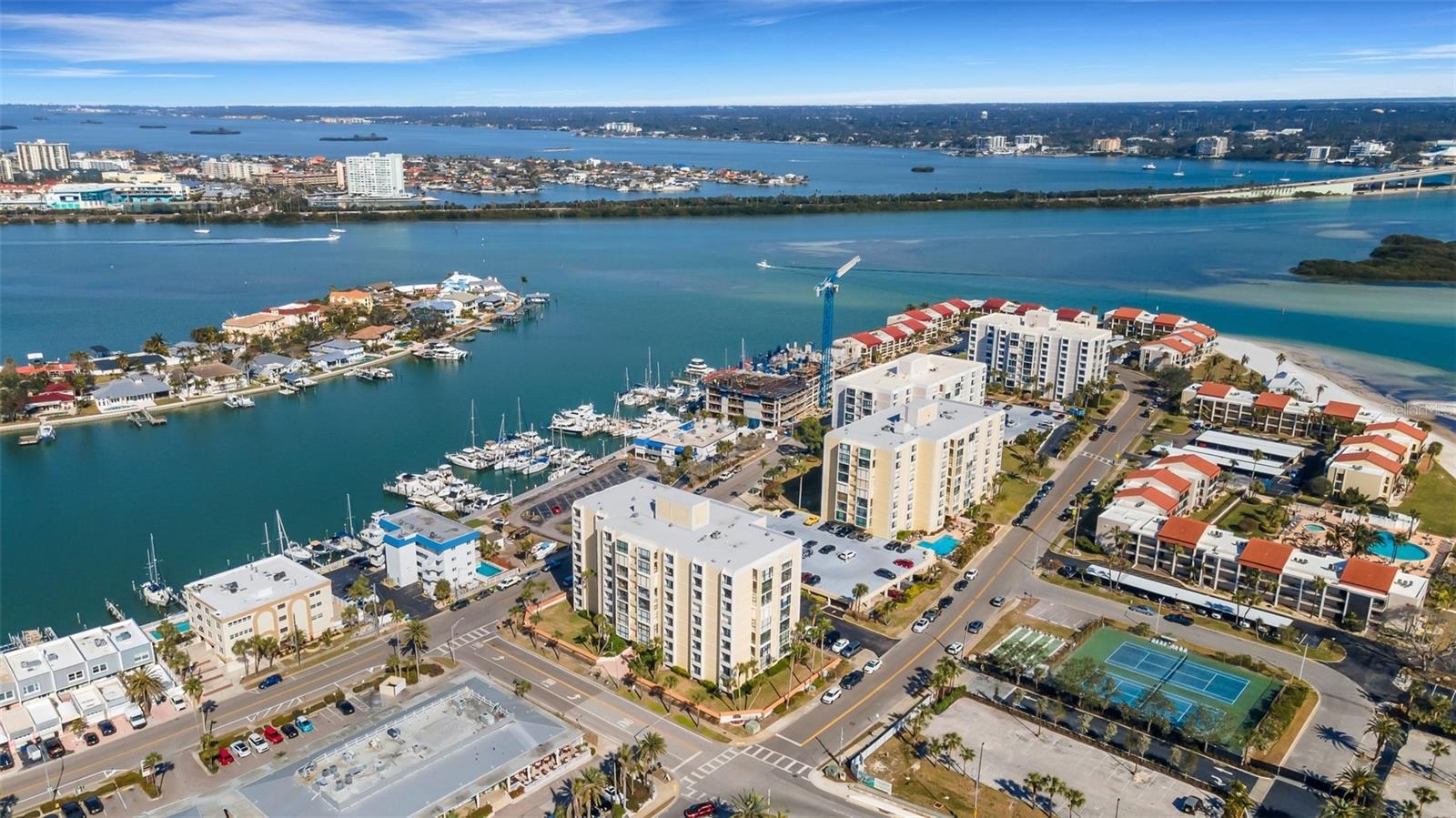 800 S GULFVIEW BLVD #101, CLEARWATER BEACH, FL, 33767