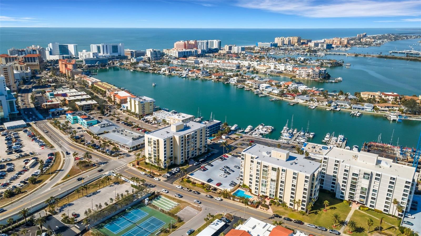 800 S GULFVIEW BLVD #101, CLEARWATER BEACH, FL, 33767