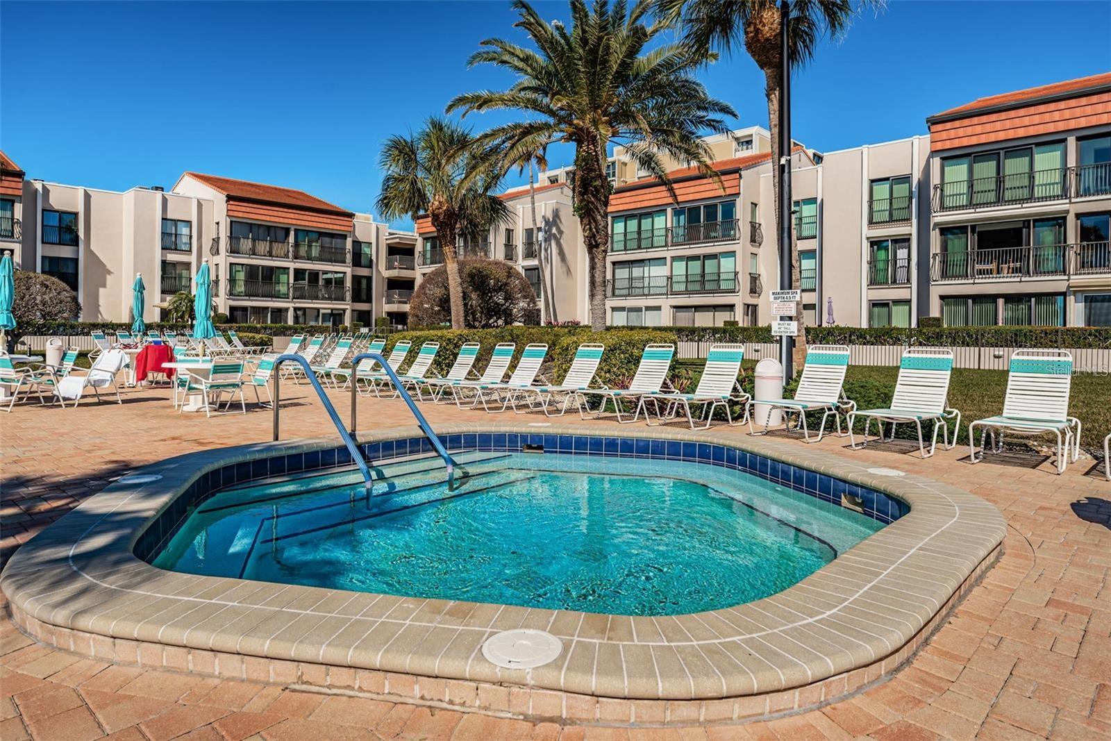 800 S GULFVIEW BLVD #101, CLEARWATER BEACH, FL, 33767