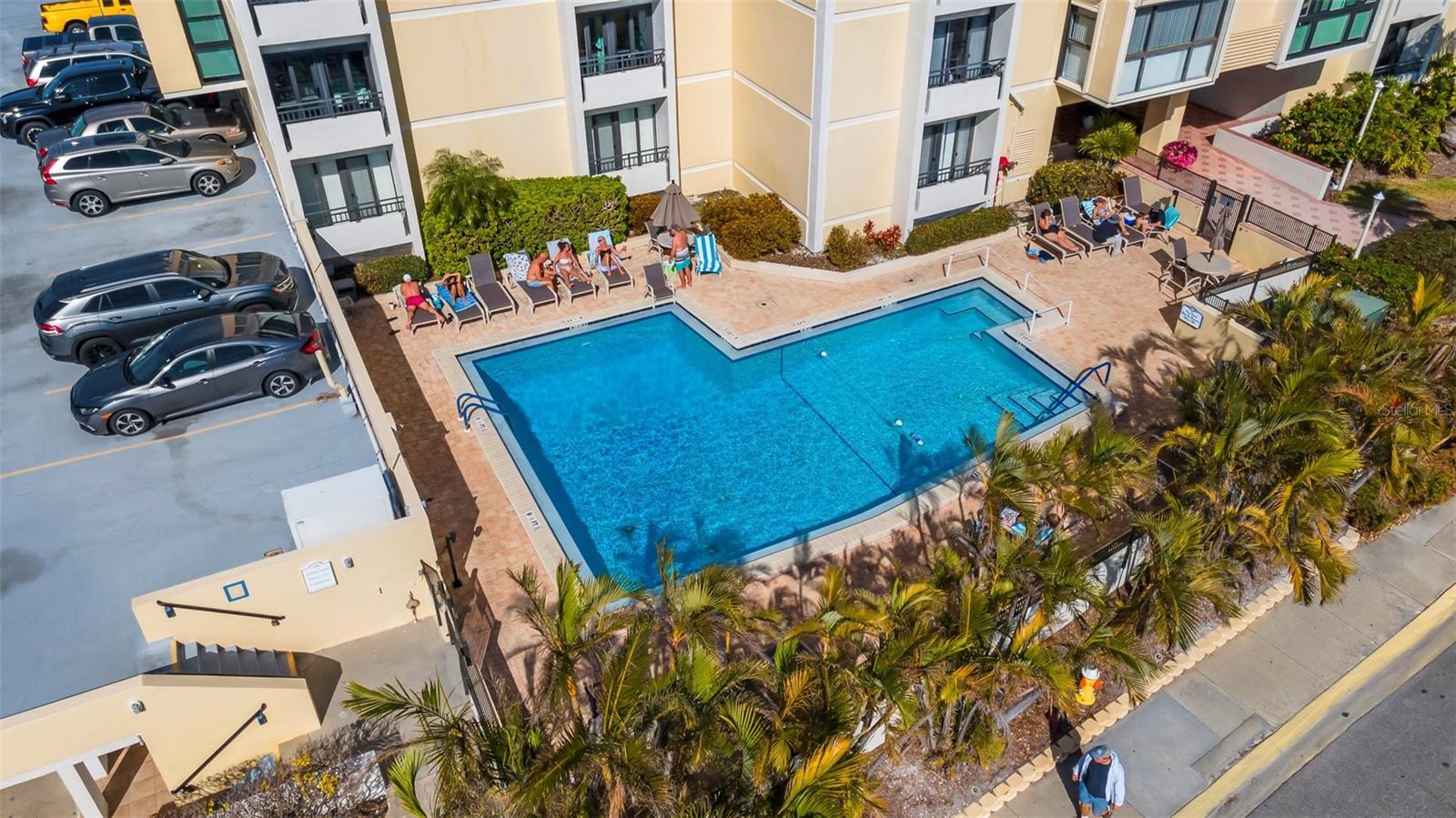 800 S GULFVIEW BLVD #101, CLEARWATER BEACH, FL, 33767