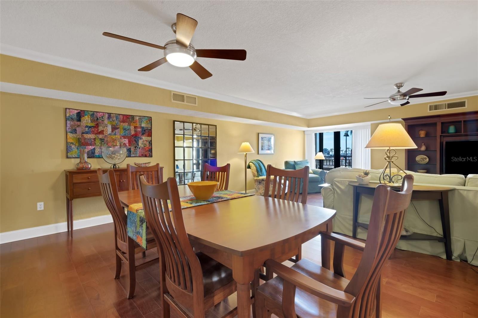 800 S GULFVIEW BLVD #101, CLEARWATER BEACH, FL, 33767
