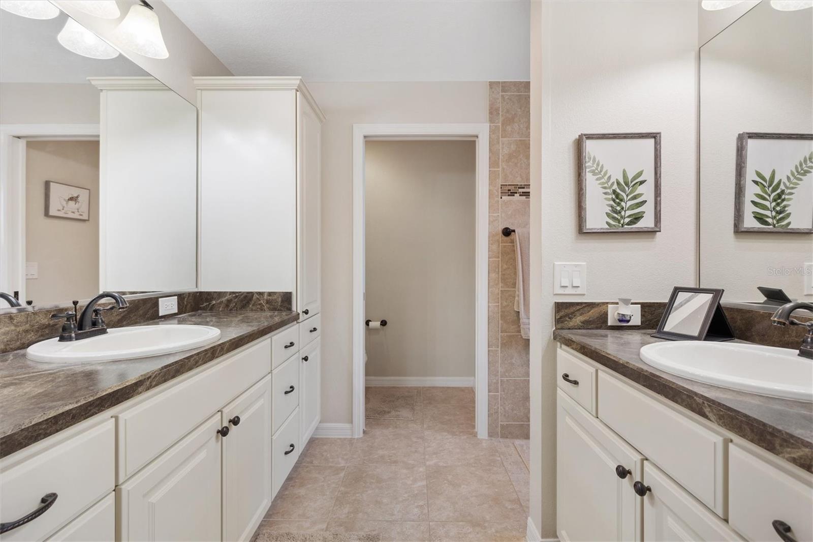 3962 NEIGHBORLY WAY, THE VILLAGES, FL, 32163