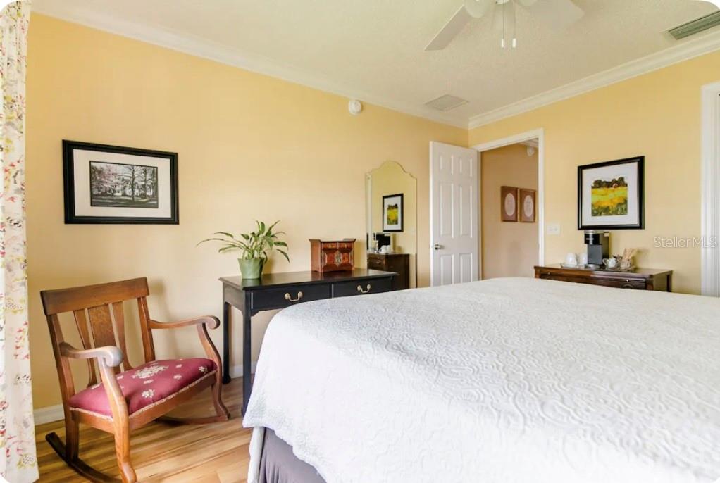 457 ENRIGHT PL, THE VILLAGES, FL, 32162