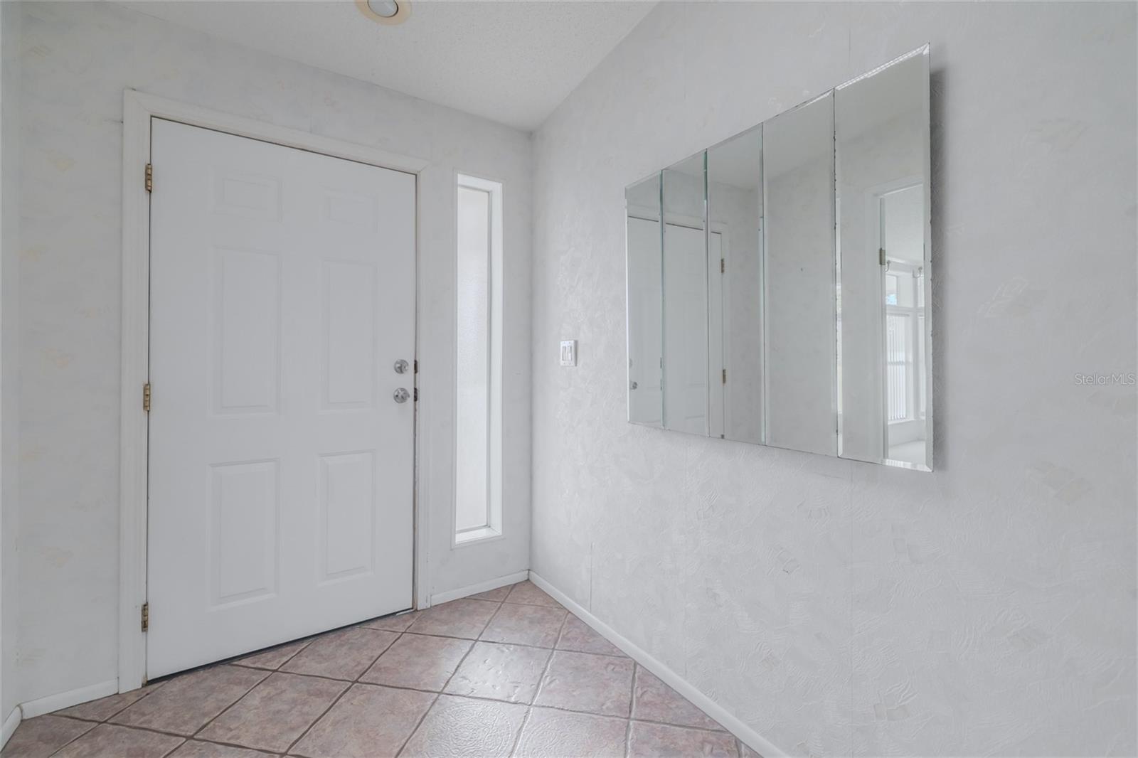 513 PORTSIDE LN, EDGEWATER, FL, 32141