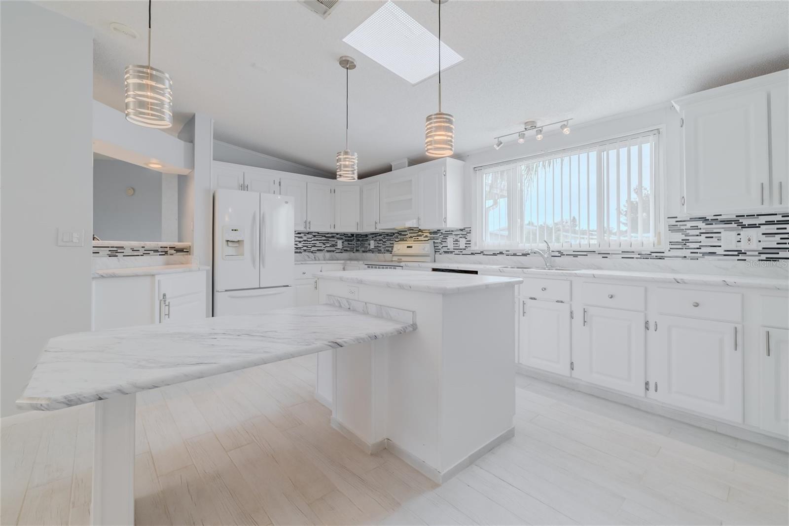 513 PORTSIDE LN, EDGEWATER, FL, 32141