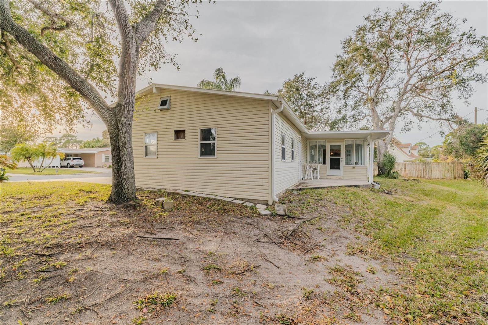 513 PORTSIDE LN, EDGEWATER, FL, 32141