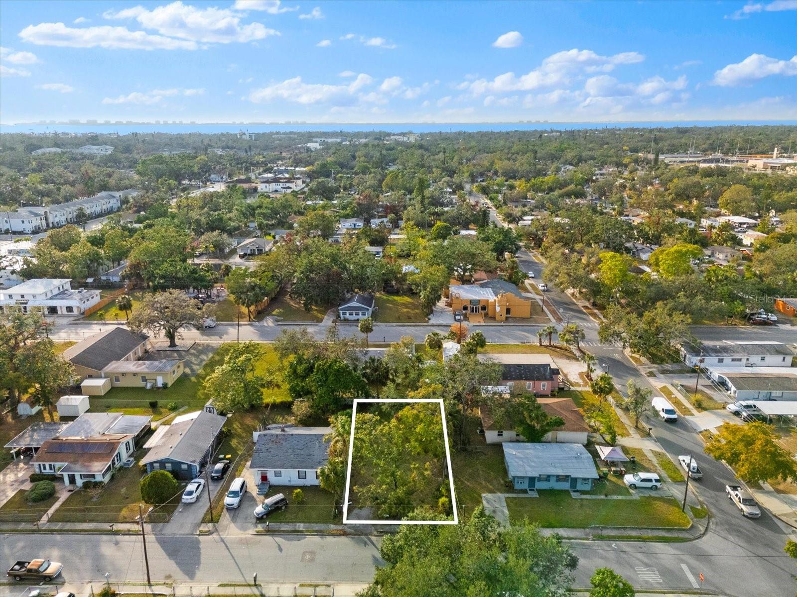 2825 N LINKS AVE, SARASOTA, FL, 34234