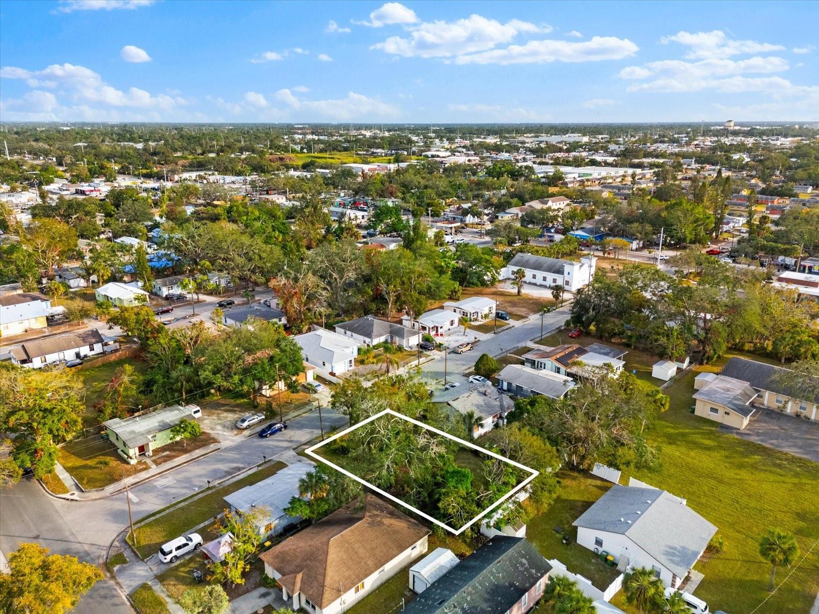 2825 N LINKS AVE, SARASOTA, FL, 34234