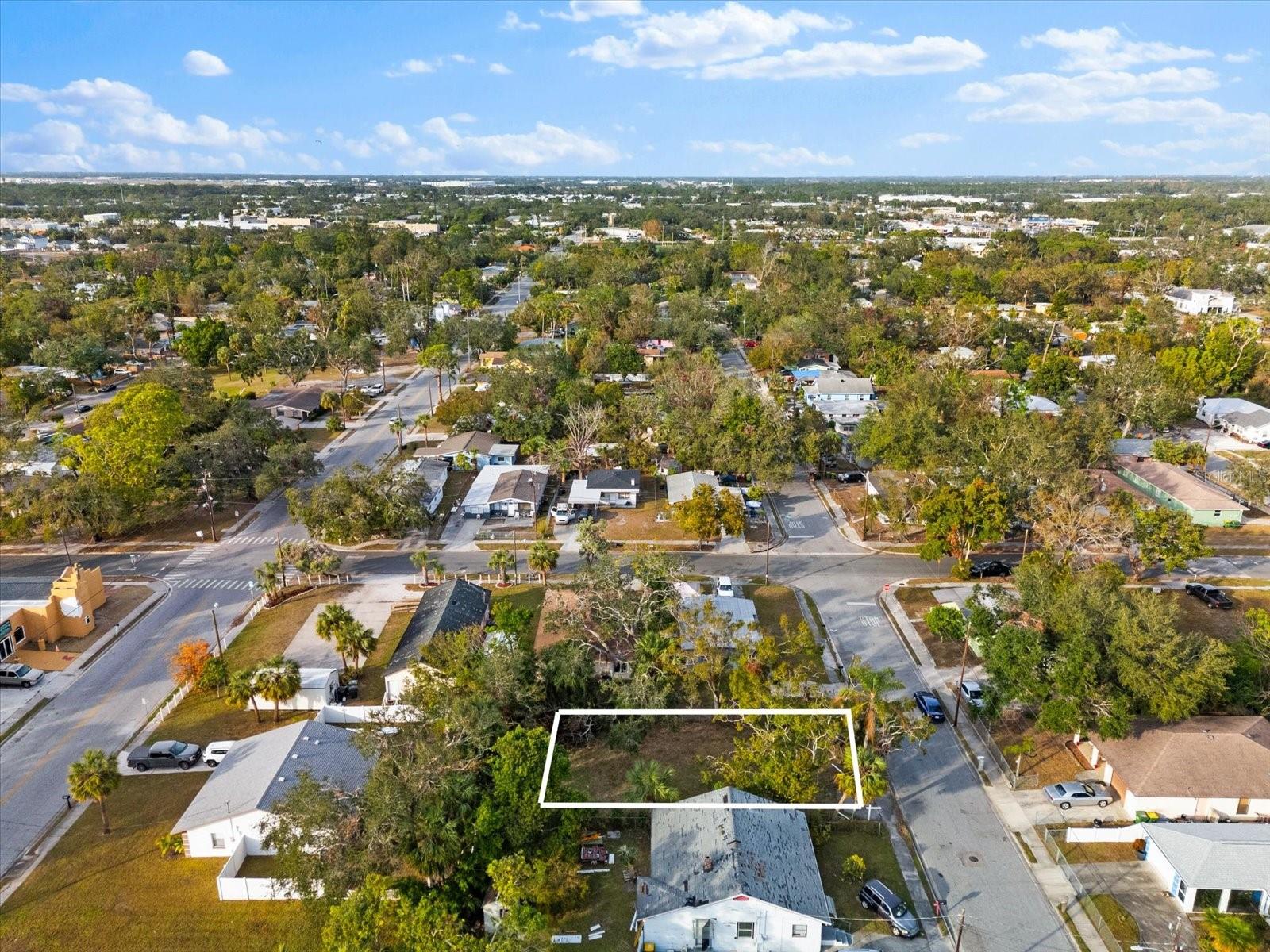 2825 N LINKS AVE, SARASOTA, FL, 34234