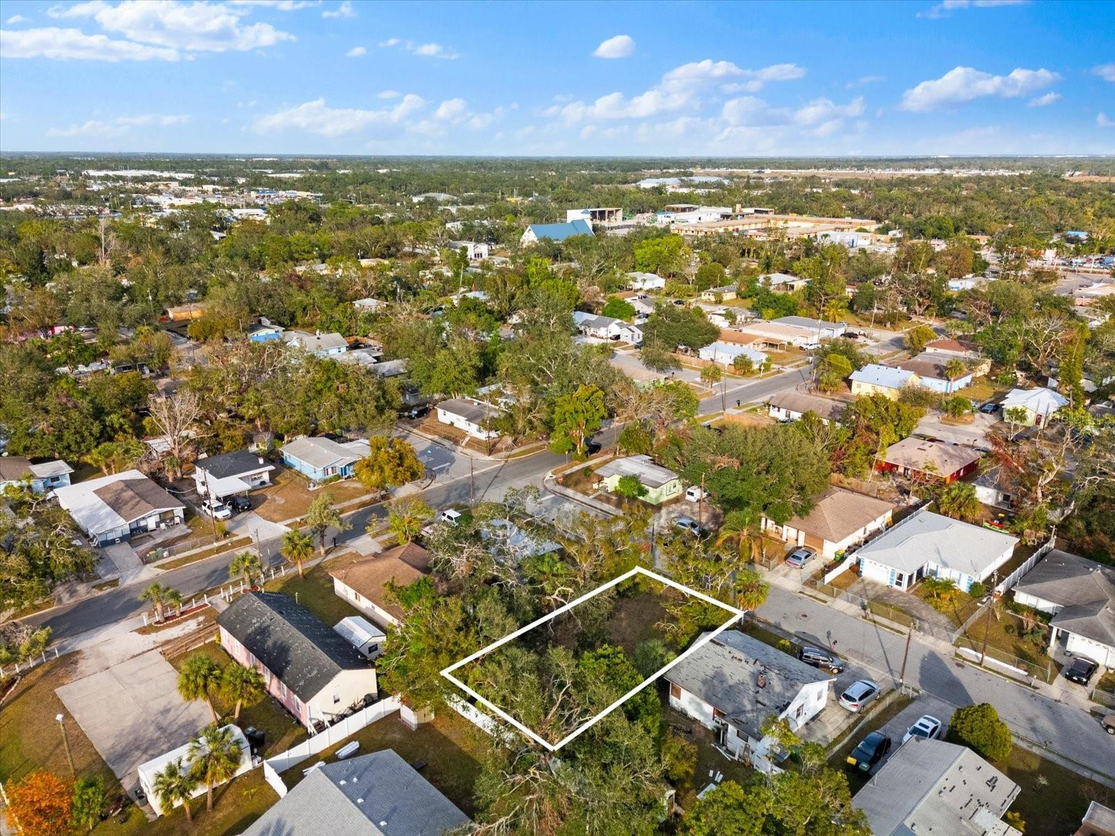 2825 N LINKS AVE, SARASOTA, FL, 34234