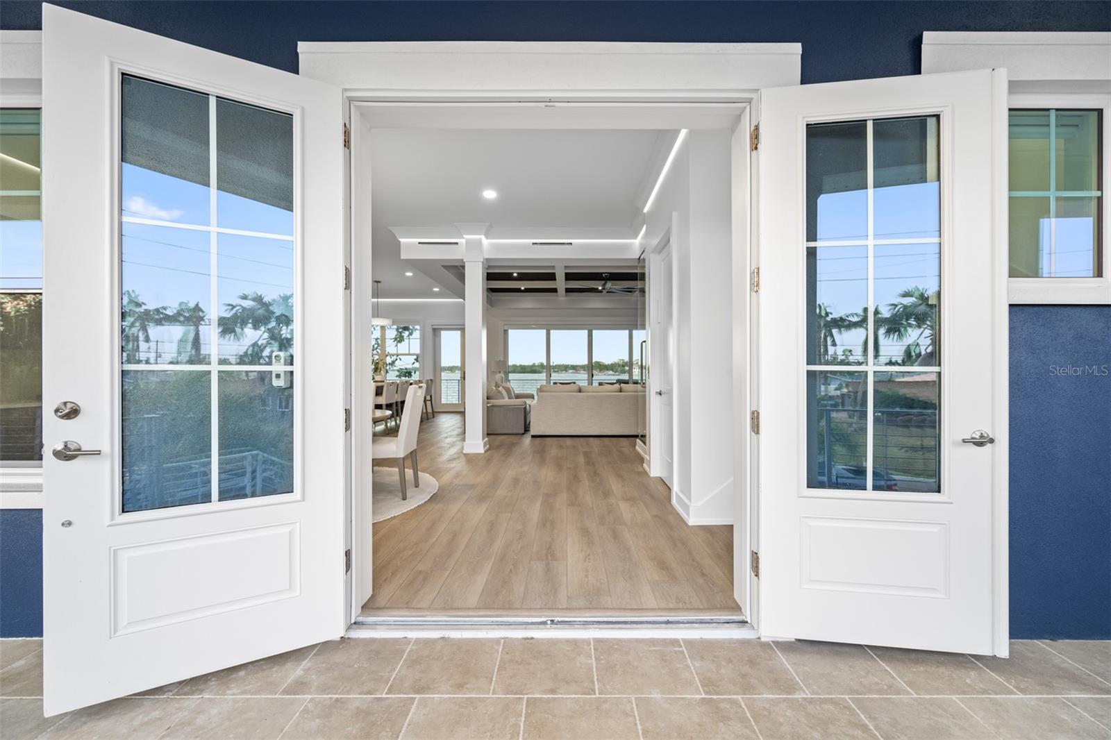 7899 CAUSEWAY BLVD N, ST PETERSBURG, FL, 33707