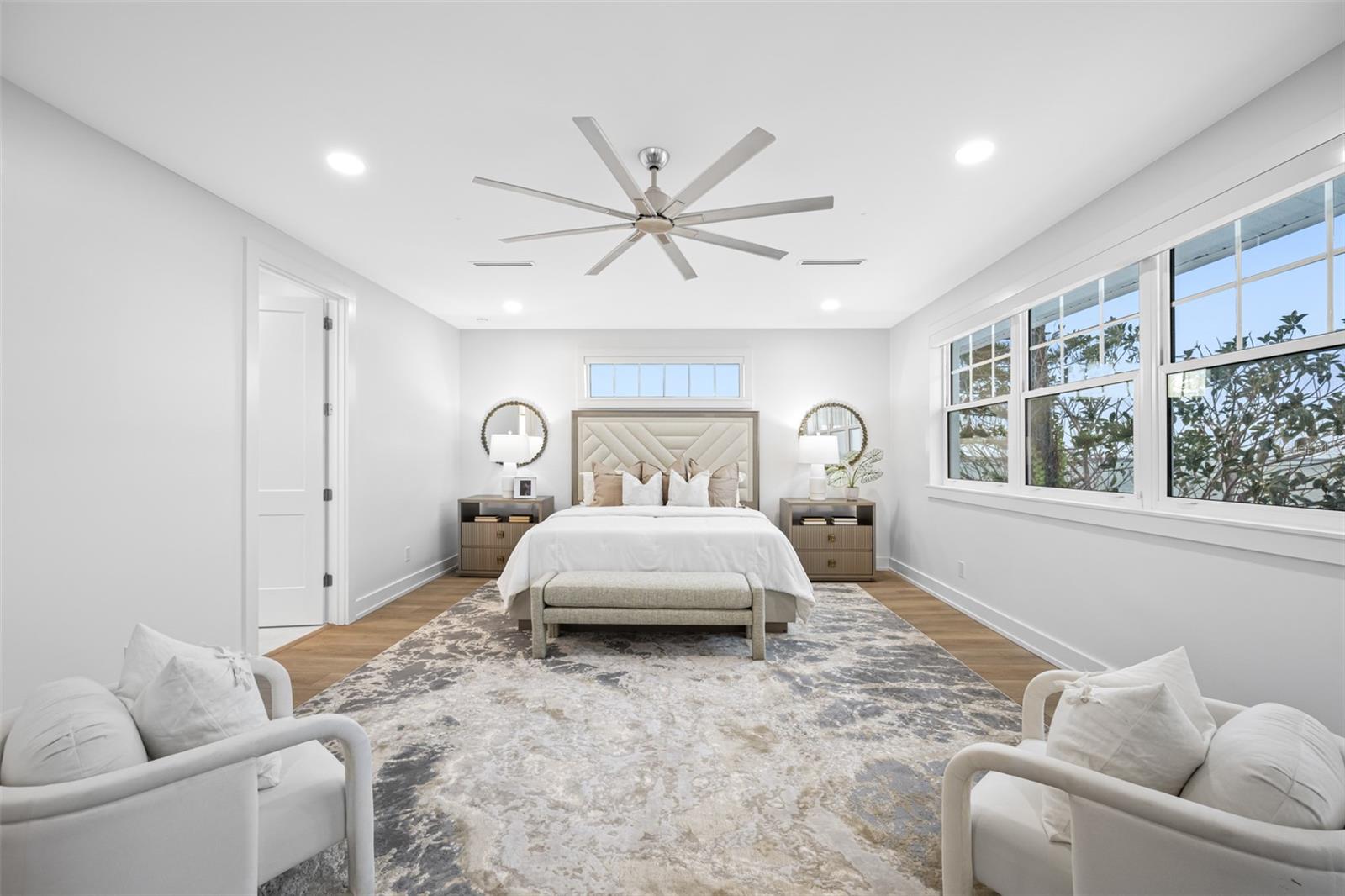 7899 CAUSEWAY BLVD N, ST PETERSBURG, FL, 33707