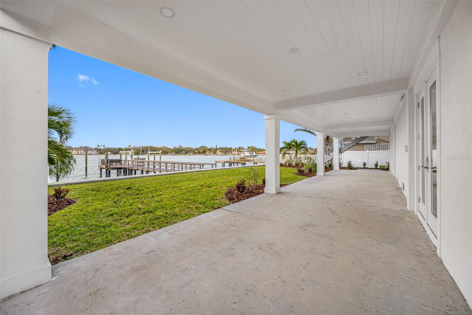 7899 CAUSEWAY BLVD N, ST PETERSBURG, FL, 33707