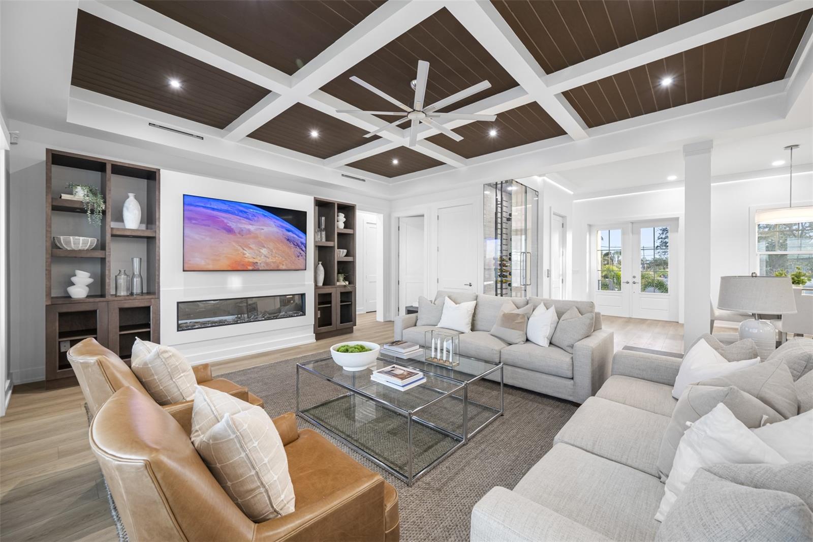 7899 CAUSEWAY BLVD N, ST PETERSBURG, FL, 33707