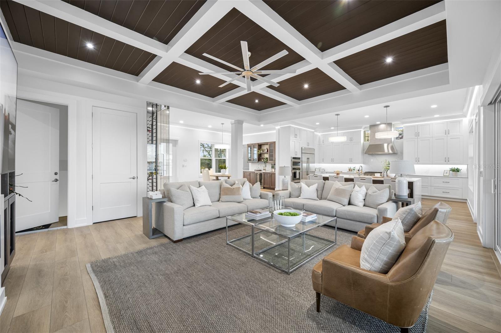 7899 CAUSEWAY BLVD N, ST PETERSBURG, FL, 33707