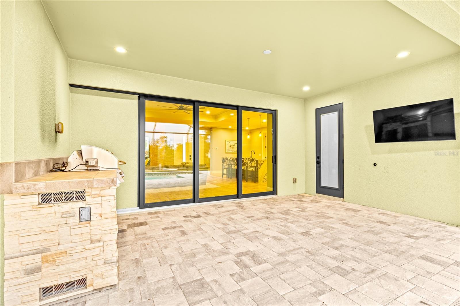 1418 SW 1ST PL, CAPE CORAL, FL, 33991